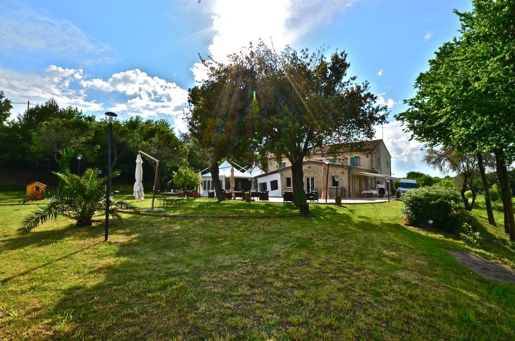 Ristorante Country House Isolabelgatto Villa Fano Exterior foto
