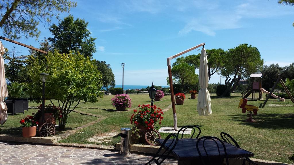 Ristorante Country House Isolabelgatto Villa Fano Exterior foto