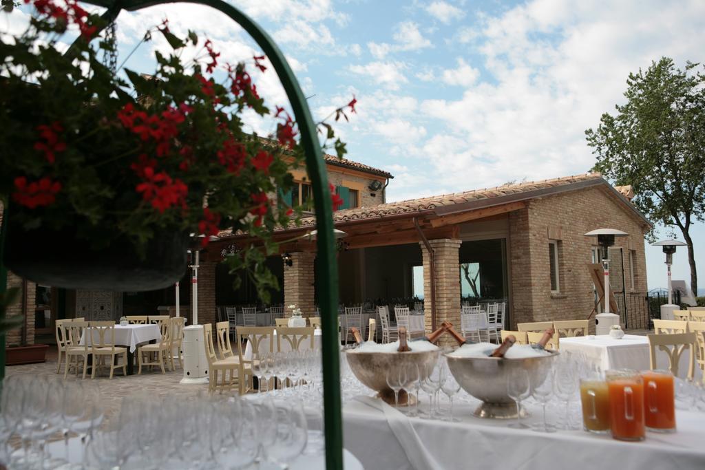 Ristorante Country House Isolabelgatto Villa Fano Exterior foto