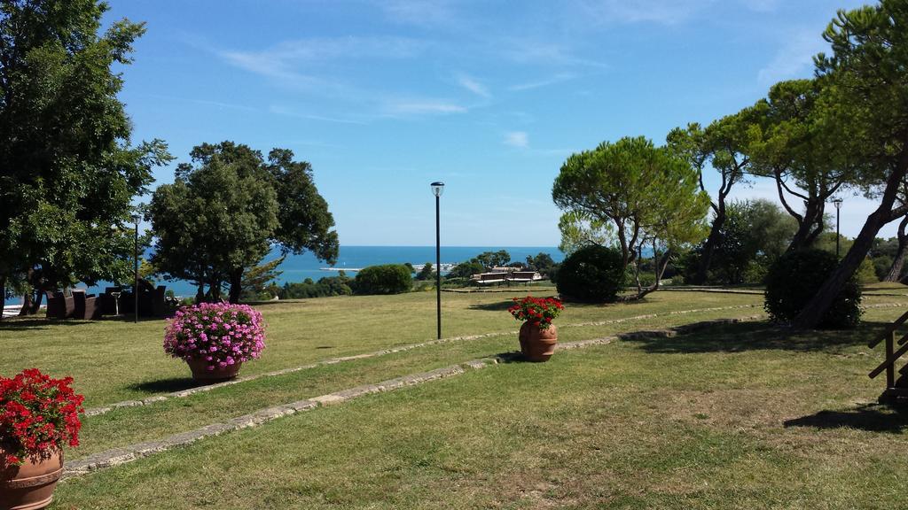 Ristorante Country House Isolabelgatto Villa Fano Exterior foto